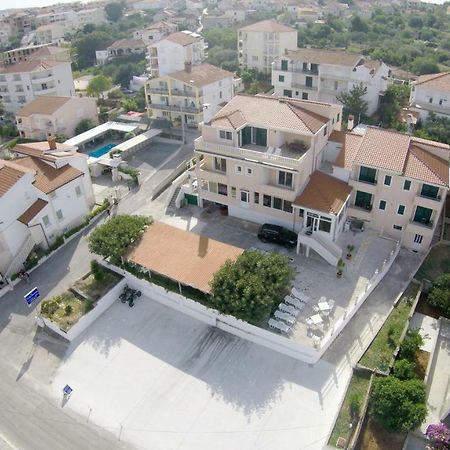 Apartments Fumija Trogir Exterior foto